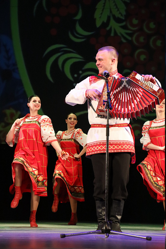 Шоу на дровах